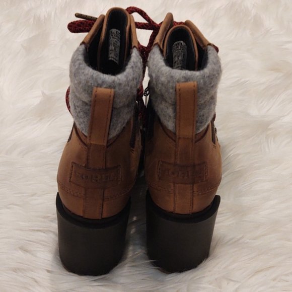 SOLD. BRAND NEW! Sold Out Sorel “Blake” Lace Bootie! - Picture 8 of 9